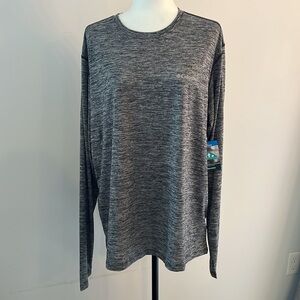 Columbia Men’s Omni-Wick, extra large lightweight running shirt shades of gray